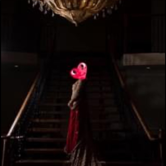 Wedding dress - Picture 3 of 8